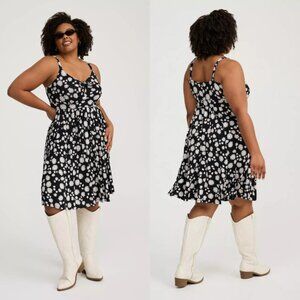 NWT Torrid 2 Black Daisy Mini Super Soft Tie Front Skater Dress 2X 18 20